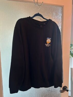 H&M Disney Unisex Donald Duck Black Crewneck Sweater
